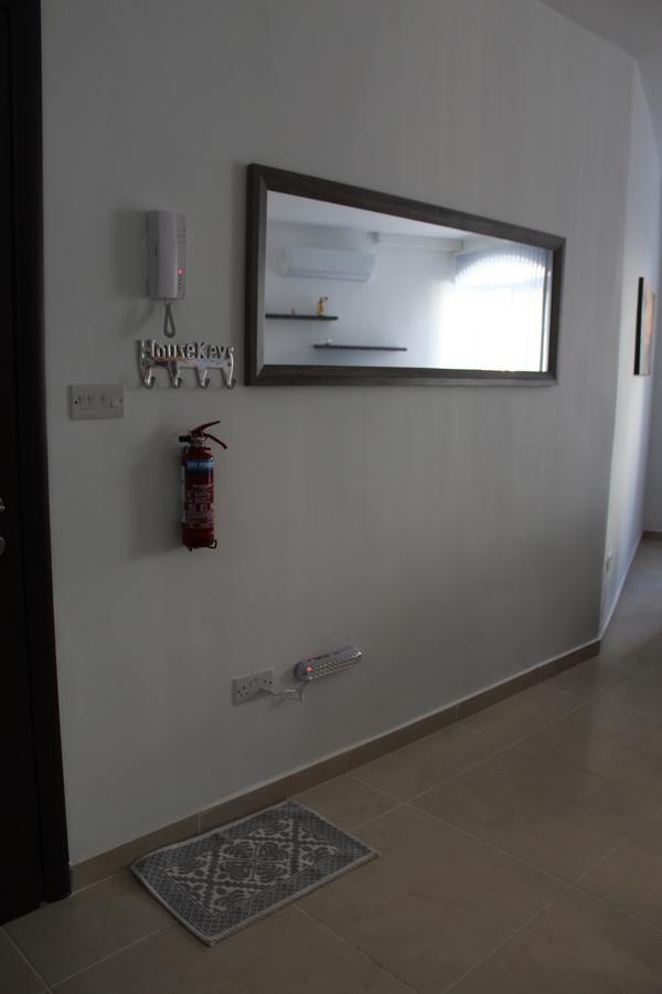 Centre Point Apartment Msida Exterior photo